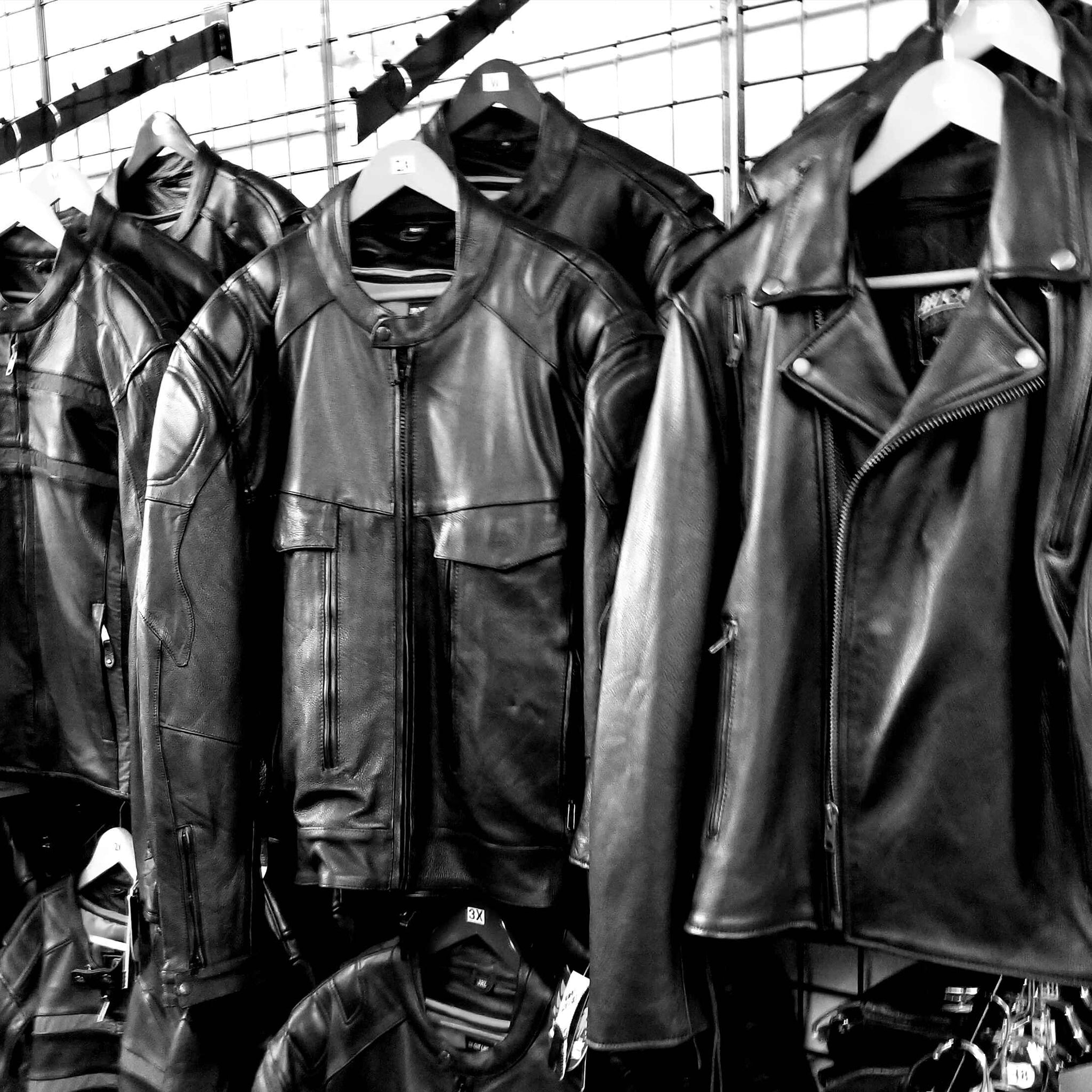 Top Trends in Women’s Leather Jackets for 2025